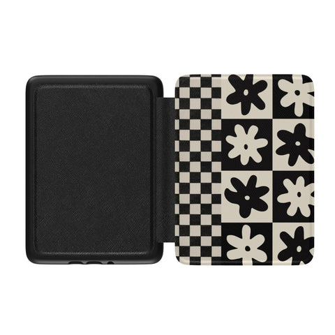 Checkered Retro Flower Kindle Case | Paperwhite 7″ (2024 Colorsoft) Saffiano Leather Cover