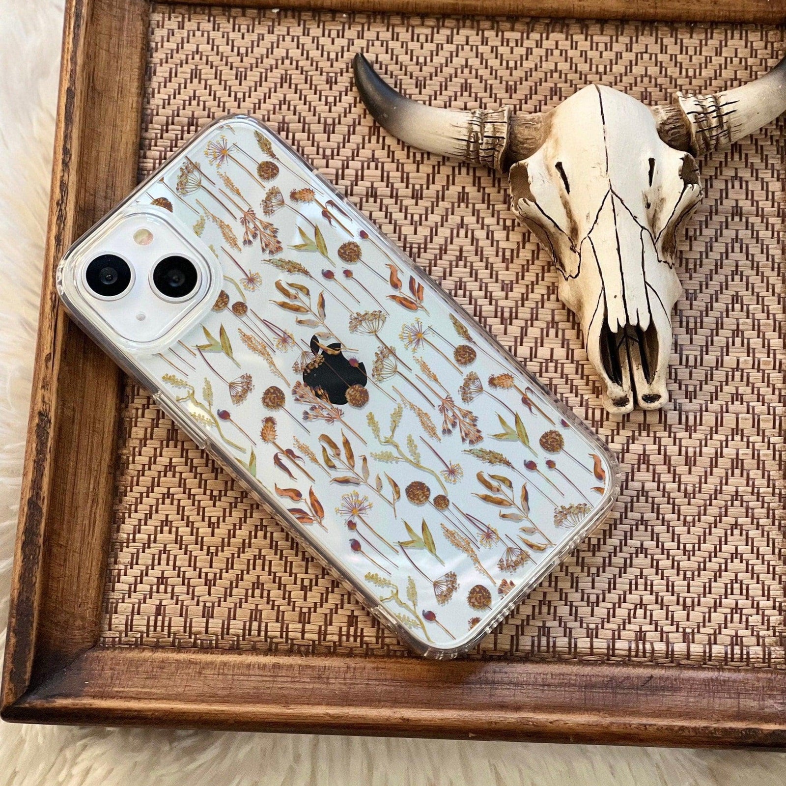 sea life phone case Sea Life Design MagSafe Phone Case by Daiquiri Accessories